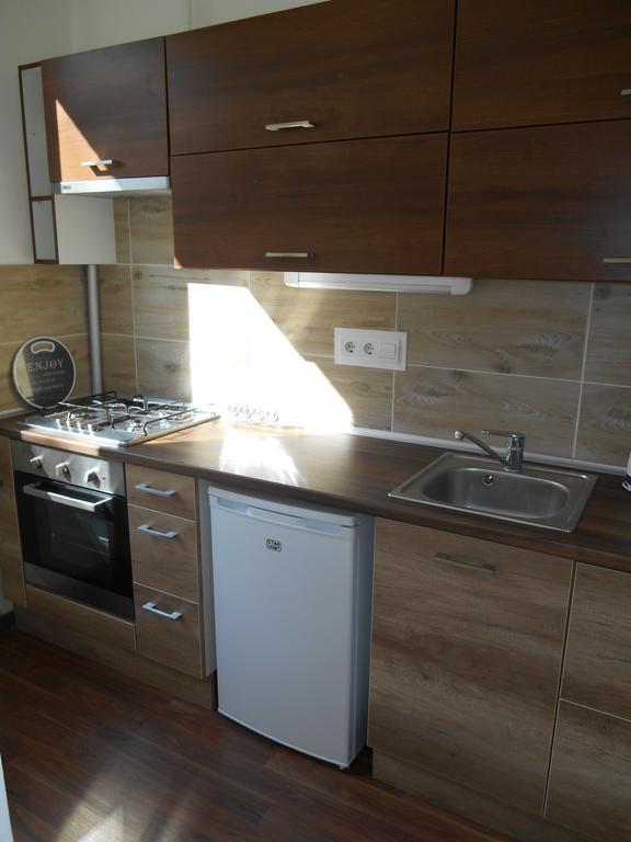 埃格尔Akos Apartman公寓 外观 照片